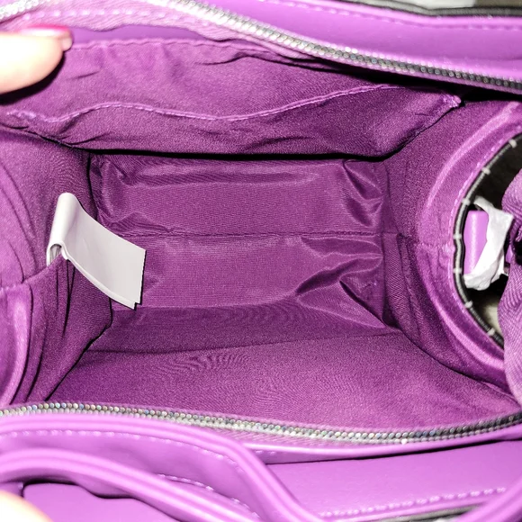 NWT Loungefly The Nightmare Before Christmas Jack & Sally Satchel Bag - Picture 4 of 5